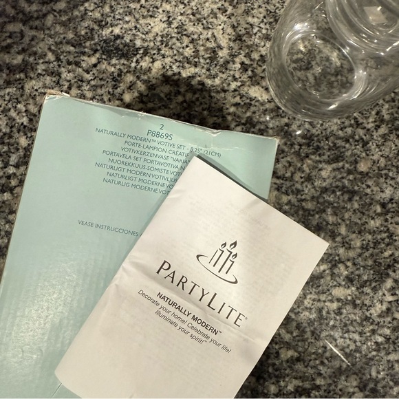 PartyLite Naturally Modern Votive Candle Set - Picture 7 of 7